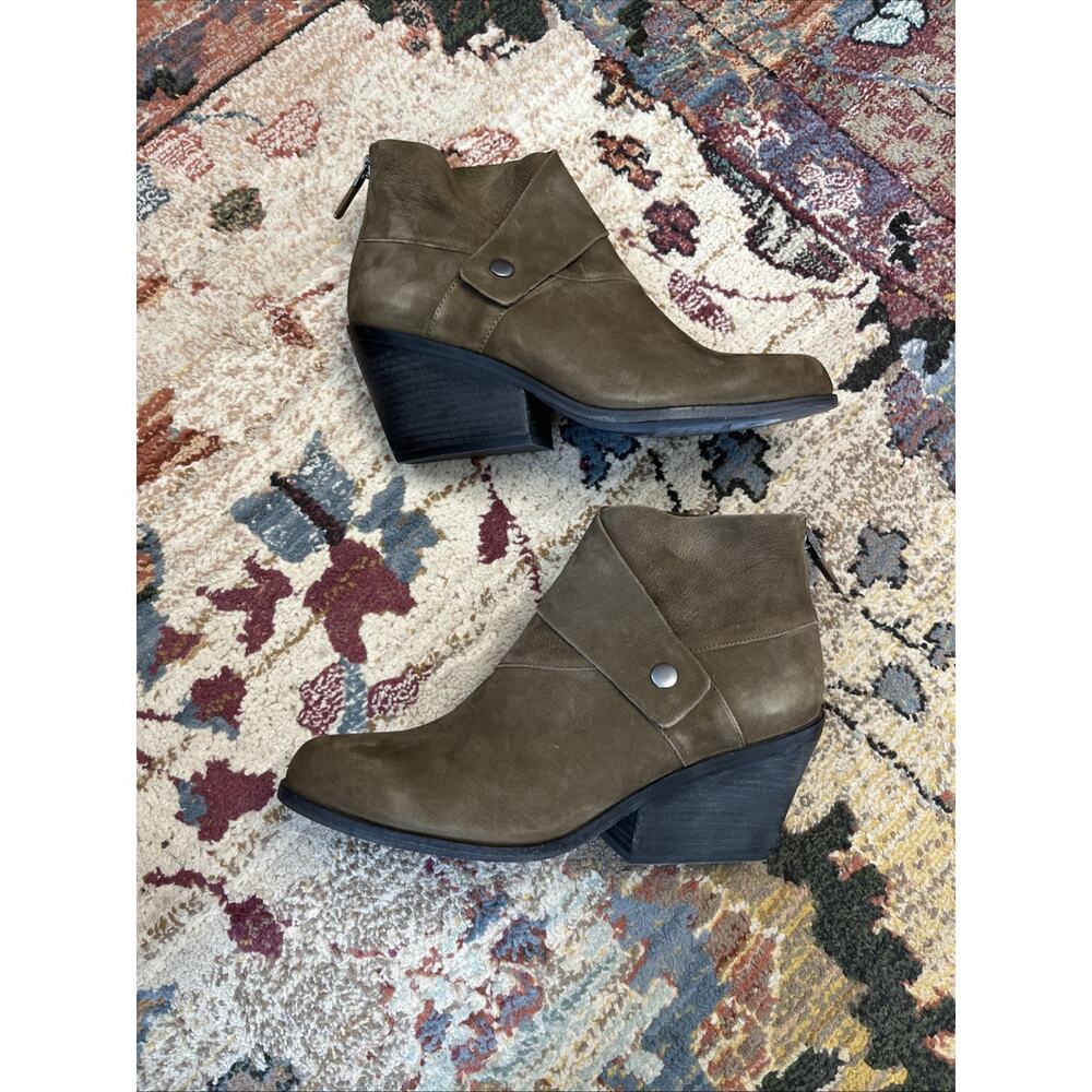 Eileen Fisher 9 Brown Billie Tag Leather Back Zip Block Heel Booties Boots $198 - Picture 7 of 12